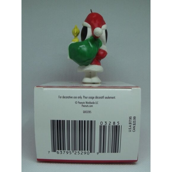 Hallmark Ornament 2017 Spotlight on Snoopy 20th Anniversary Christmas Woodstock - Picture 15 of 15